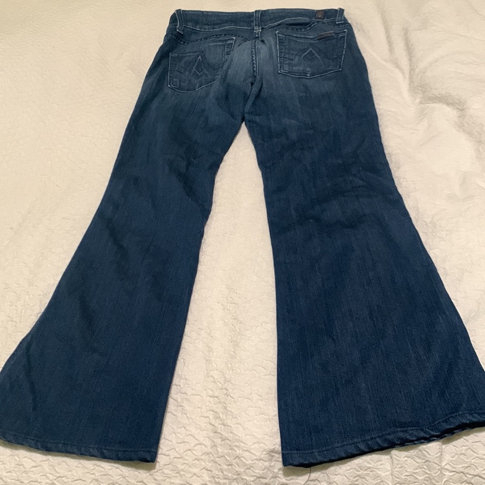 Jeans - Picture 2 of 4